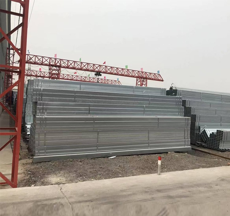 ����\����